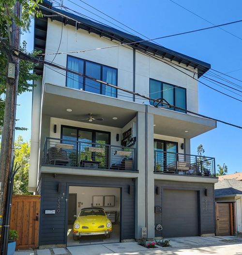 2340 River Cats Aly, Sacramento, CA, 95818-2474 | Card Image