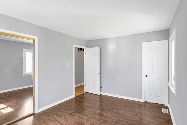 601 Sycamore Dr, House other with 3 bedrooms, 2 bathrooms and 2 parking in Elk Grove Village IL | Image 25