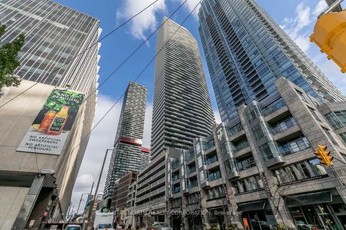 2507-2221 Yonge Street, Toronto, ON, M4S3B4 | Card Image