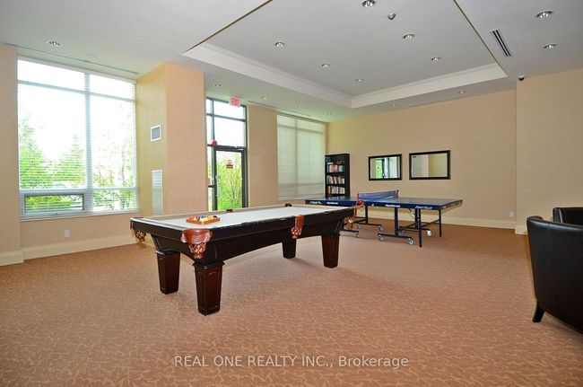 1203 - 88 Promenade Cir, Condo with 2 bedrooms, 1 bathrooms and 1 parking in Thornhill ON | Image 11