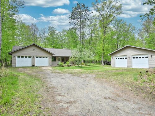 26221 Tinquist Rd, Cohasset, MN, 55721-2201 | Card Image