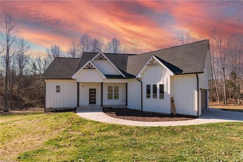 6835 Kelly Coltrane Dr, Randleman, NC, 27317-8087 | Card Image