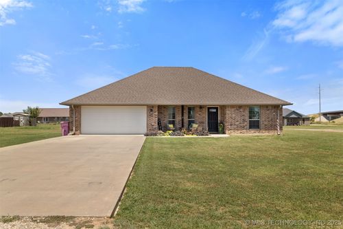 60 S Kaylee Rd, Calera, OK, 74730-4844 | Card Image