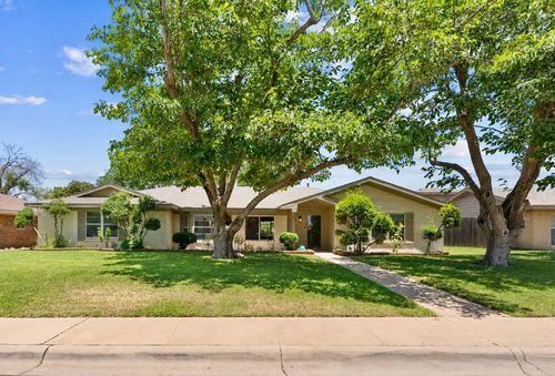 2826 Stutz Dr, Midland, TX, 79705-4928 | Card Image