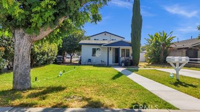 10th Street, Home with 7 bedrooms, 5 bathrooms and null parking in Chino CA | Image 3