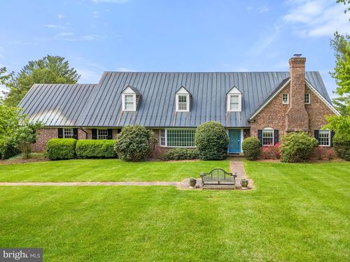 23128 Cobb House Rd, MIDDLEBURG, VA, 20117-3028 | Card Image