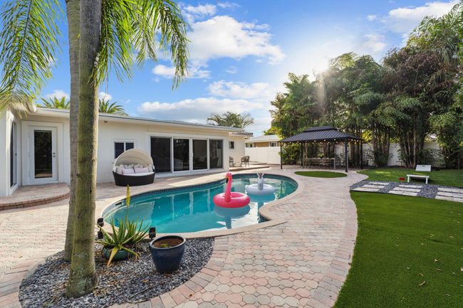 2205 Ne 30 Th St, House other with 3 bedrooms, 2 bathrooms and null parking in Lighthouse Point FL | Image 64