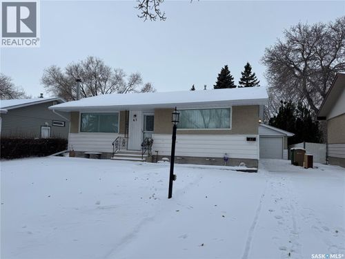 67 Milford Cres, Regina, SK, S4N1K6 | Card Image