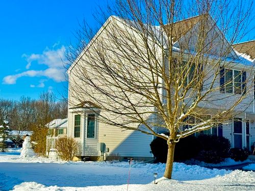 1-67 Steeple Chase Cir, Attleboro, MA, 02703-3237 | Card Image