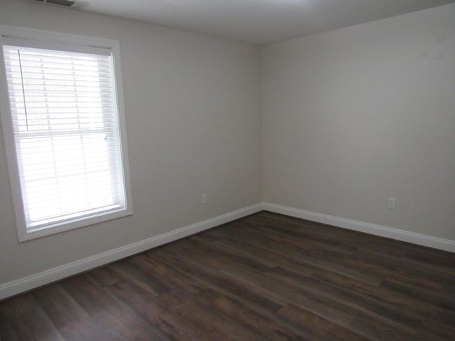 UNIT-100 - 4 Crestview Cir, Condo with 2 bedrooms, 2 bathrooms and null parking in Londonderry NH | Image 6