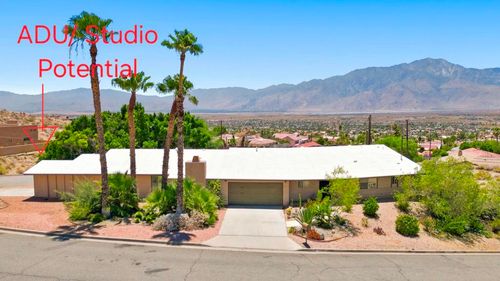 9032 Puesta Del Sol, Desert Hot Springs, CA, 92240-1822 | Card Image