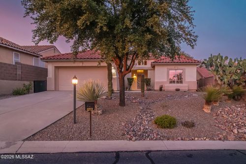 2480 W Tom Watson Drive, Tucson, AZ, 85742 | Card Image