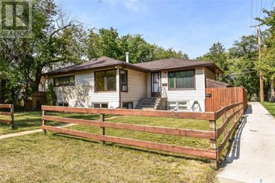 601 Hilliard St W, House other with 5 bedrooms, 2 bathrooms and null parking in Saskatoon SK | Image 2