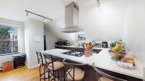 3-5 Munroe, Somerville, MA, 02143 | Card Image