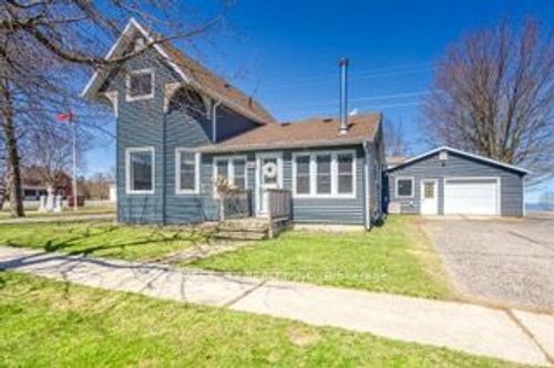 2406 Jane St, Brigden, ON, N0N1B0 | Card Image