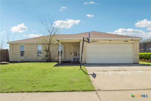 4400 Beach Ball Dr, Killeen, TX, 76549-4320 | Card Image