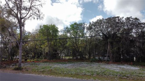 2221 Holly Ln, DELAND, FL, 32724-3006 | Card Image