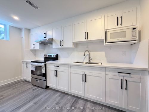 lower-1 Kenneth Ross Bend, East Gwillimbury, ON, L9N0T7 | Card Image