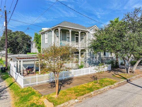 509 16th St, Galveston, TX, 77550-4801 | Card Image