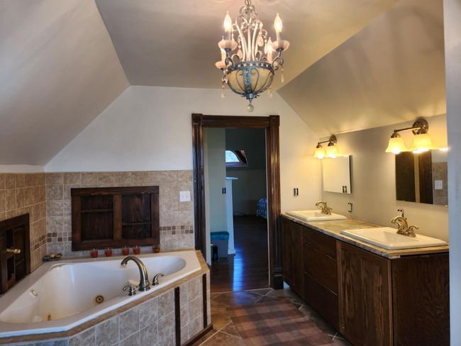 Master bath | Image 38