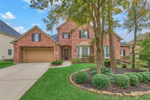 18 N Fair Manor Circle, The Woodlands, TX, 77382 | Card Image