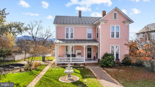 108 High St, Luray, VA, 22835-2019 | Card Image