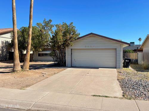 8114 E Jackrabbit Rd, Scottsdale, AZ, 85250-6613 | Card Image