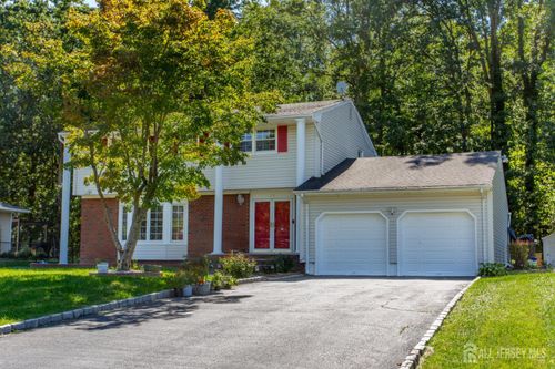 14 Woodmere Rd, North Brunswick, NJ, 08902-1017 | Card Image