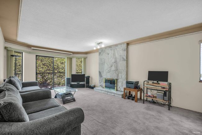3010 E 27 Th Avenue, House other with 5 bedrooms, 3 bathrooms and 4 parking in Vancouver BC | Image 14