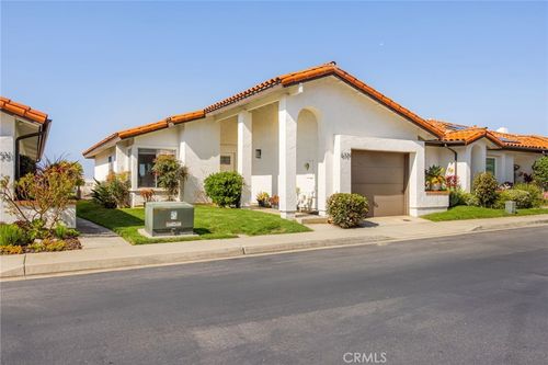 6729 Hyacinth Cir, Carlsbad, CA, 92011-3321 | Card Image