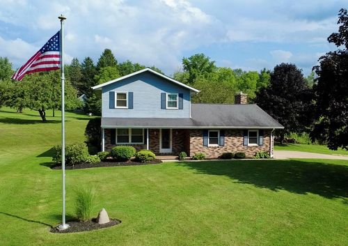 8698 Haft Rd, Erie, PA, 16510-4902 | Card Image