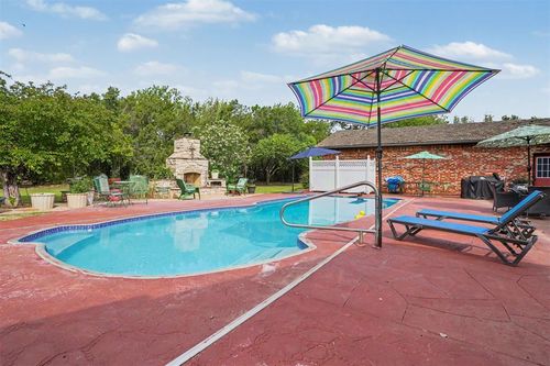 202 Whiteshield St, Hammon, OK, 73650-5030 | Card Image