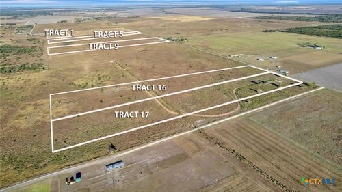 9 Hiller Road, Inez, TX, 77968 | Card Image