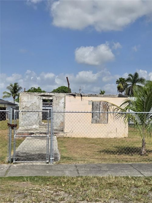 714 Sw 11th Ave, Homestead, FL, 33030-6835 | Card Image
