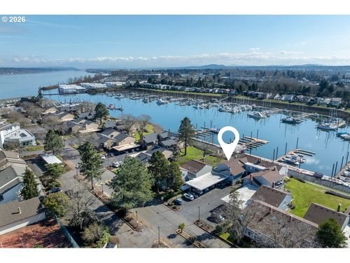 448 N Hayden Bay Dr, Portland, OR, 97217-7954 | Card Image