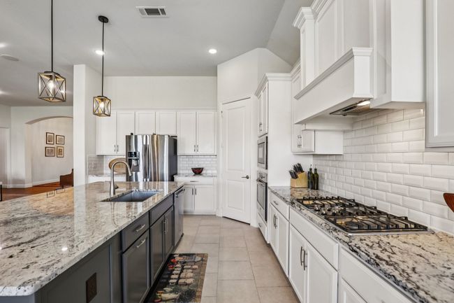 7605 Windsor, House other with 4 bedrooms, 4 bathrooms and null parking in The Colony TX | Image 13