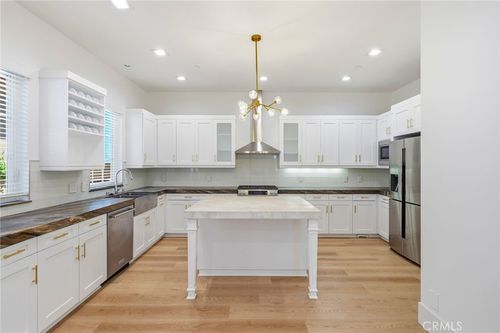 a-1509 Orange, Costa Mesa, CA, 92627 | Card Image