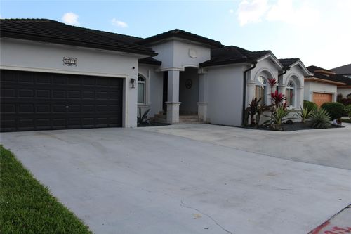 16272 Sw 42nd Ter, Miami, FL, 33185-3870 | Card Image