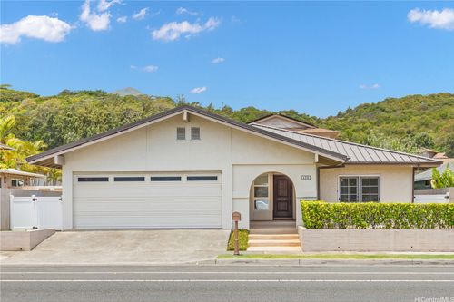 438 Keolu Dr, Kailua, HI, 96734-4267 | Card Image