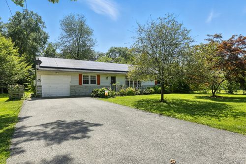 148 Chelsea Rd, Wappingers Falls, NY, 12590-5454 | Card Image