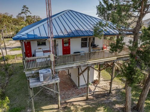 87 Ben Willis Rd, CRAWFORDVILLE, FL, 32327-4816 | Card Image