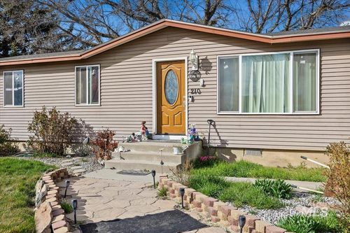 210 5th Ave E, Wendell, ID, 83355-5125 | Card Image