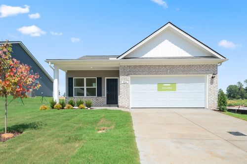 324 Claude Cir, Clarksville, TN, 37042-0916 | Card Image