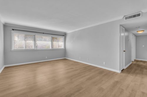 r8-1900 Richard Jones Rd, Nashville, TN, 37215-2951 | Card Image