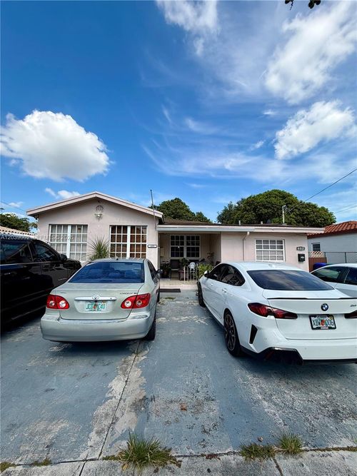 400 Nw 44th Ave, Miami, FL, 33126-5340 | Card Image