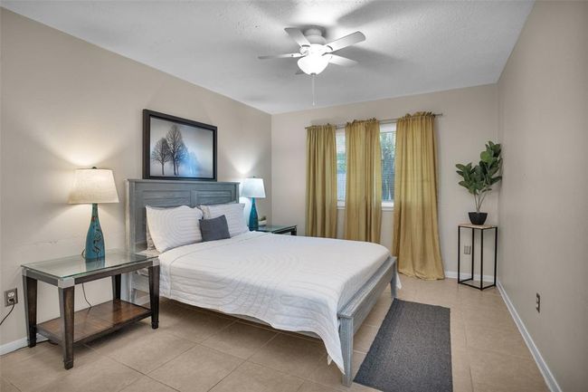Apt A bedroom #2 | Image 17