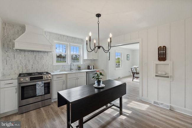 79 E Shirley Ave, House other with 5 bedrooms, 2 bathrooms and null parking in WARRENTON VA | Image 9