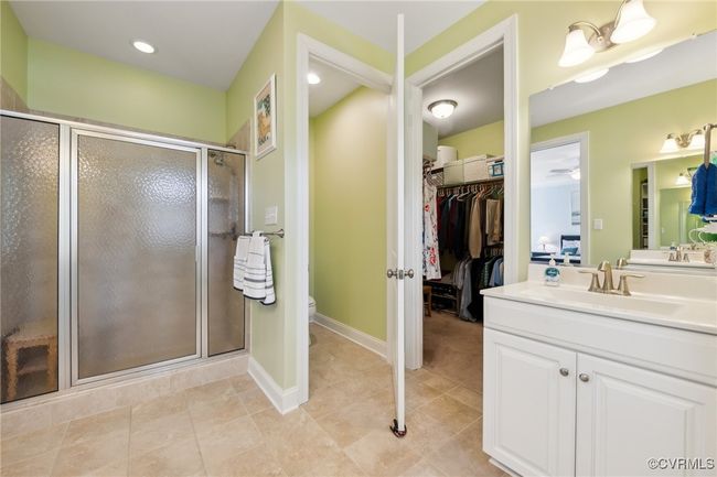 The 2nd stand alone vanity is shown here. | Image 21