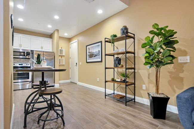 UNIT-206 - 2253 Central Ave, Condo with 2 bedrooms, 2 bathrooms and null parking in St Petersburg FL | Image 9