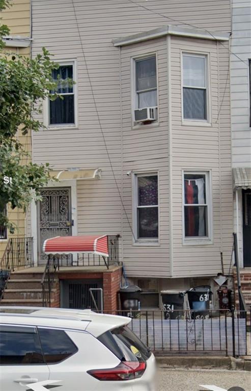 60th St, Brooklyn, NY 11220